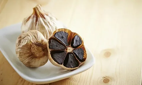 تصویر 2 از سیر سیاه رشت نرم و آماده مصرف با کیفیت ثابت